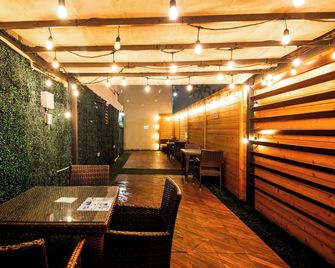 Waikiki Beachside Hostel - Honolulu