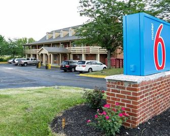 Motel 6 Dayton. Oh - Dayton - Building