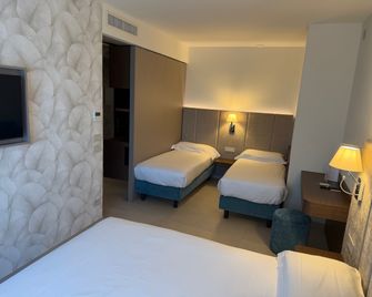 Hotel Porto Azzurro - Sirmione