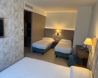 Hotel Porto Azzurro - Sirmione