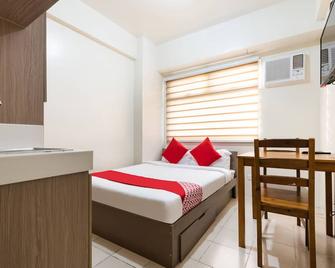 OYO 474 Nizami Condotel - Manila - Bedroom