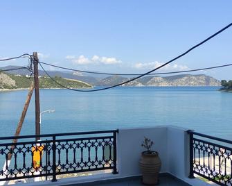 Vasilis Apartments - Ermioni - Balcony