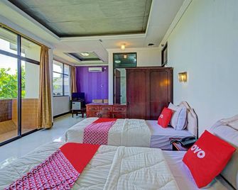 OYO 3934 Hotel Istana - Pekalongan
