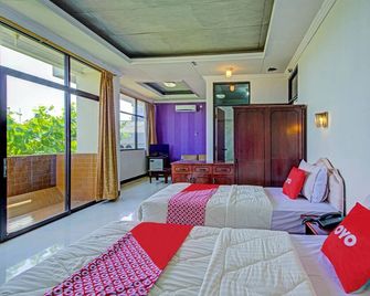 OYO 3934 Hotel Istana - Pekalongan