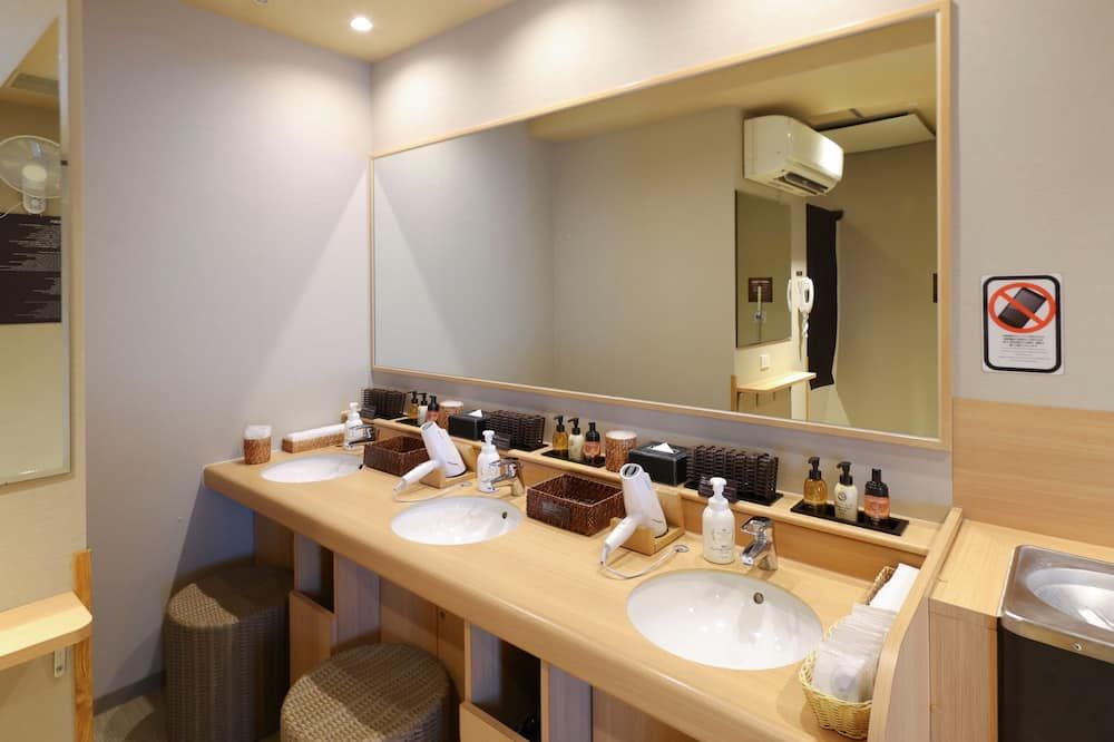 Dormy Inn Ueno Okachimachi thumbnail 3