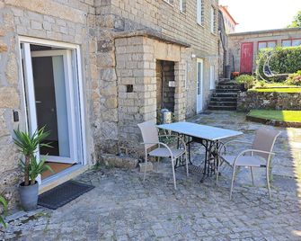 Paralelos Moledo Beach Suite - Moledo - Patio