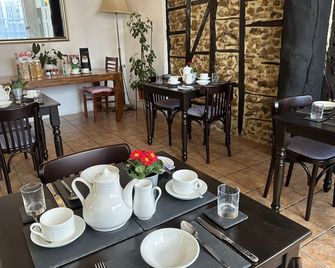 The Old Bakehouse - Colyton - Restaurant