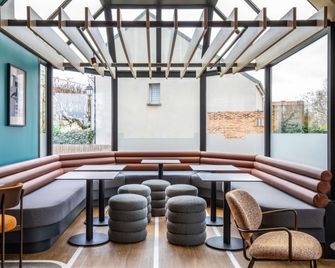 ibis Styles Colombes Paris Ouest - Colombes - Lounge