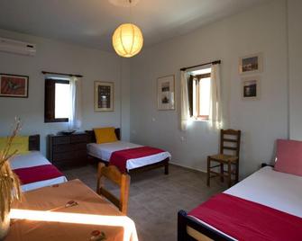 Benos Tower - Kiparissos - Habitación