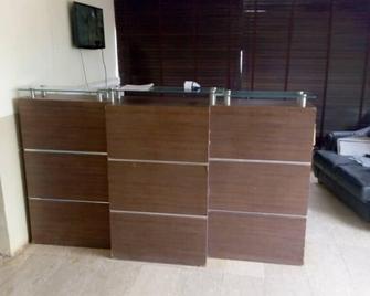 Brentwood Hotel - Benin City - Recepción