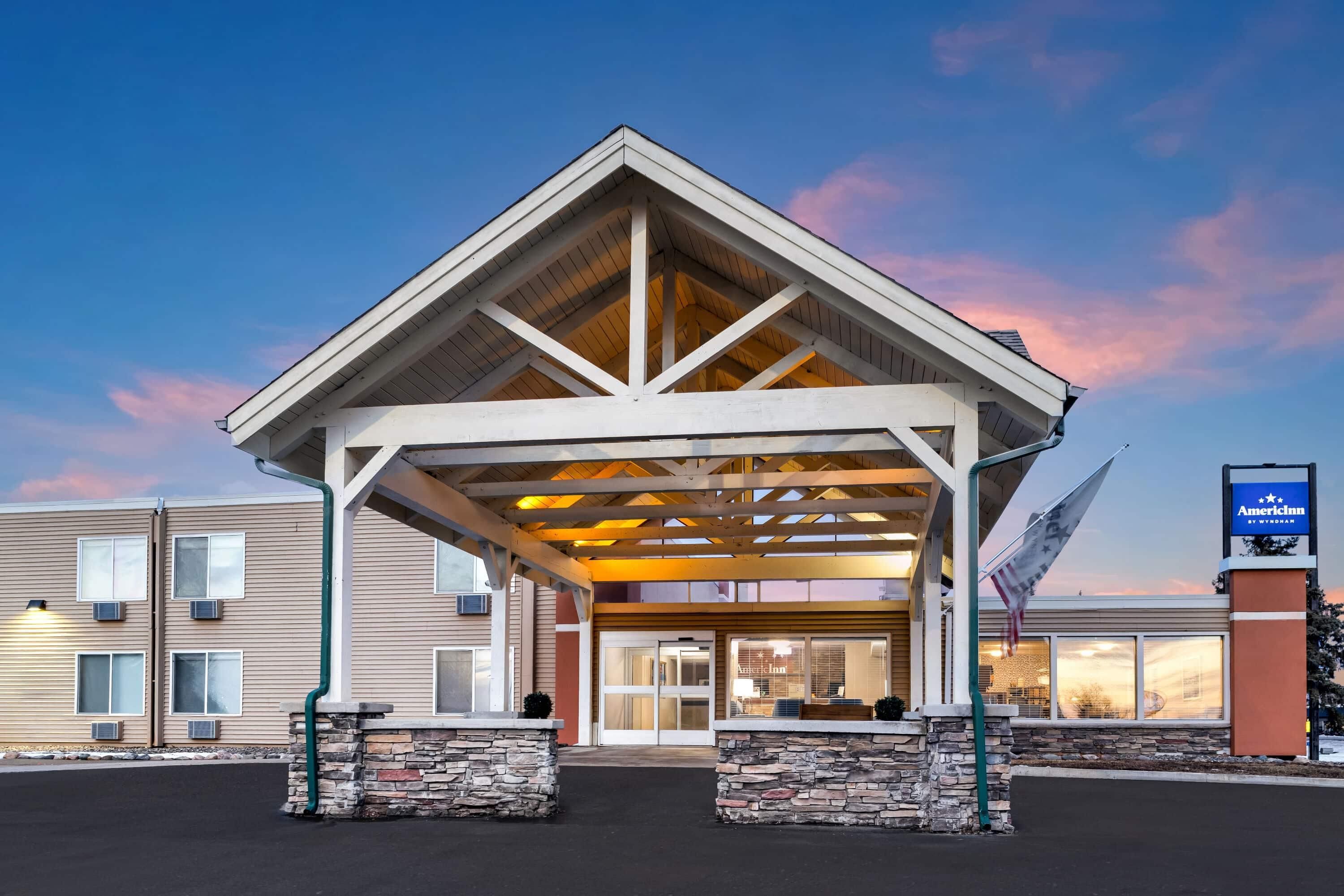 AmericInn by Wyndham Baxter Brainerd - Baxter - Gebäude