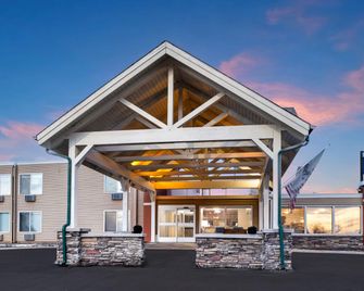 AmericInn by Wyndham Baxter Brainerd - Baxter - Gebouw