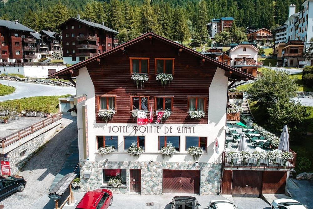 Pointe De Zinal - Anniviers - Building