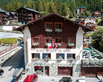 Pointe De Zinal - Anniviers - Building