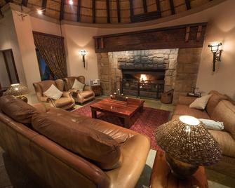 Shumbalala Game Lodge - Hoedspruit - Oturma odası