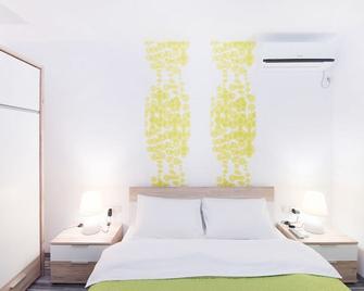 Garden Titan - Bukares - Kamar Tidur