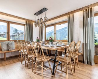 Alpbach chalet with a panoramic view and a sauna - Alpbach - Salle à manger