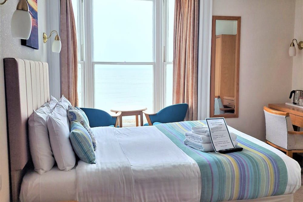 Richmond Hotel - אבריסטווית' - חדר שינה