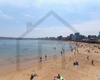 Apartamento La Muralla - Gijón - Gijón - Beach