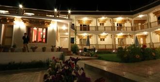 Hotel Ladakh Inn - Leh