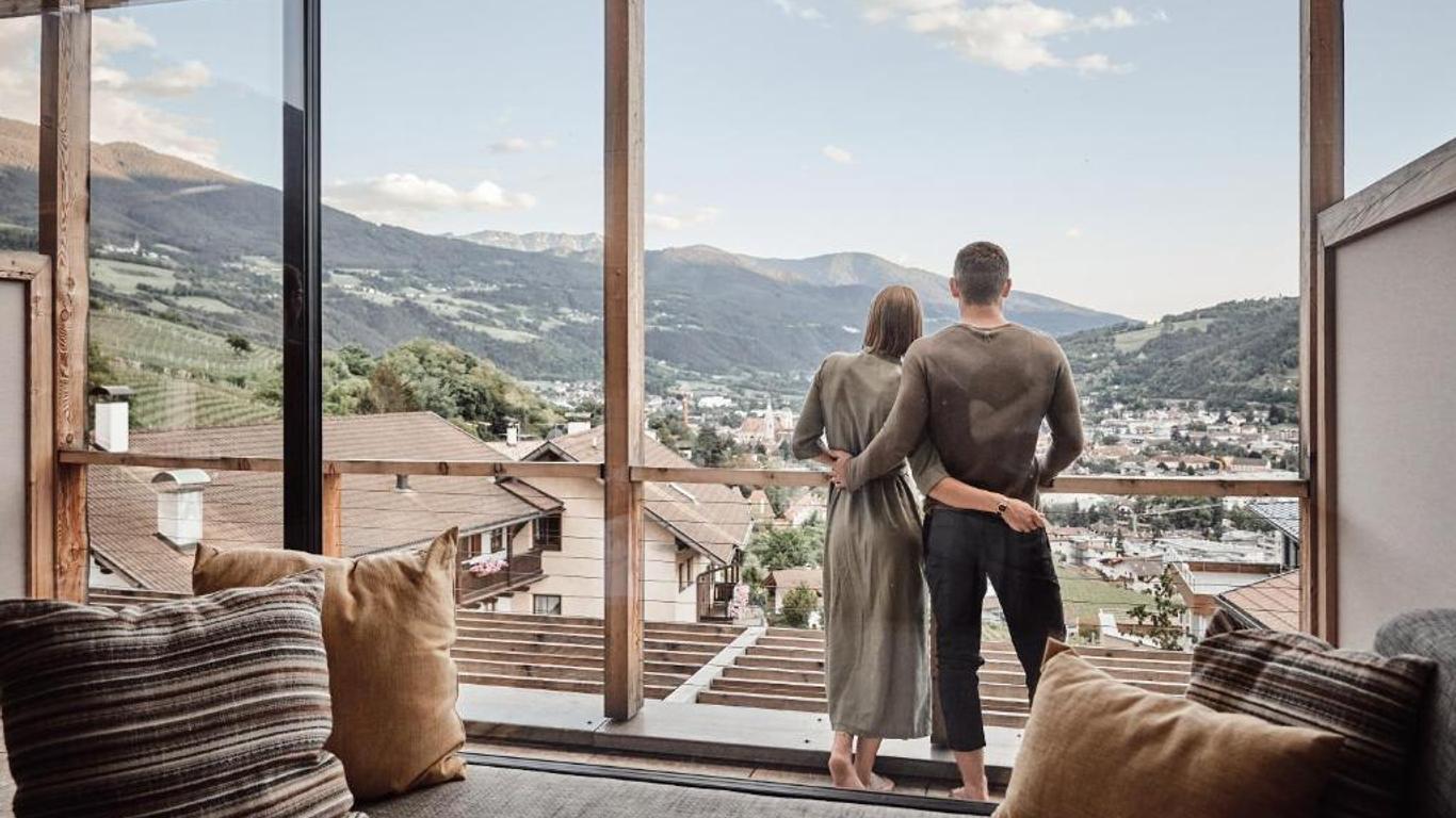 Haller suites and restaurant