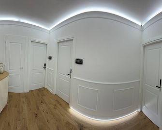 Emy Suites - Civitavecchia - Huoneen palvelut