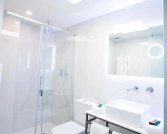 Hotel María Cristina - פניסקולה - חדר רחצה