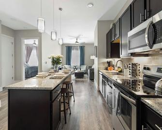 1 Mi to Dtwn Cozy Retreat in Golden, CO! - Golden - Kitchen