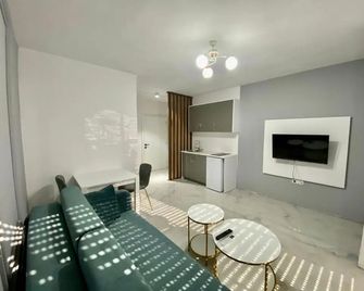 Etna Apartments - Ulcinj