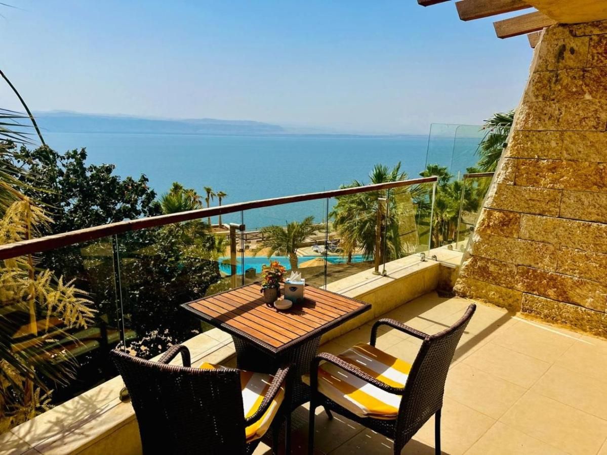 O Beach Hotel & Resort