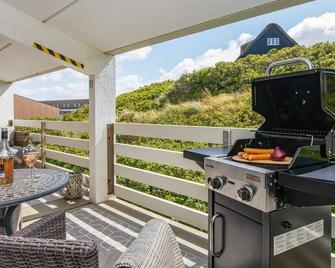 6 Person Holiday Home In Ringkoebing-By - Ringkobing - Balkón