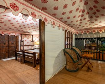 Jungle Cave Resort - Sawāi Mādhopur - Bedroom
