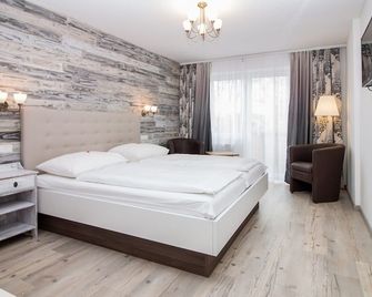 Hotel Diana Garni - Bad Malente - Schlafzimmer