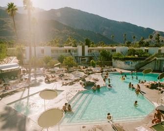 Ace Hotel and Swim Club Palm Springs - Palm Springs - Piscina