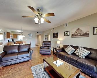 Paradise Pines Whispering Pines 133 - Pigeon Forge - Pokój dzienny