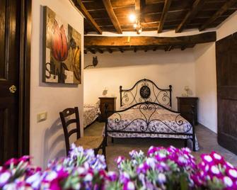 Le Dame del Borgo - Sassetta - Bedroom