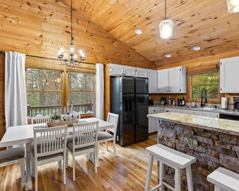 Weaver Creek Getaway - Blue Ridge - Ruokailuhuone