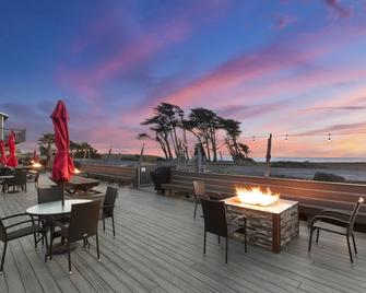 Beachcomber Motel Fort Bragg - Fort Bragg - Patio
