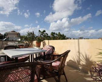 Sofia Pension - Rhodes - Balcony