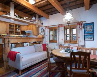 Traditional Cozy Cottage Bocanka - Nizna Boca - Comedor