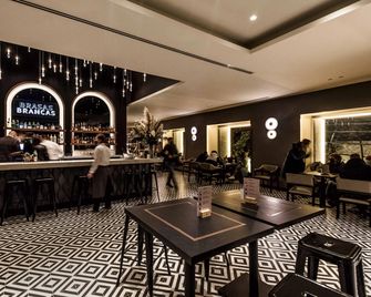 Mercure Lugo Centro - Lugo - Бар