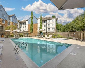 Sonesta ES Suites Portland Vancouver 41st Street - Vancouver - Pool
