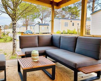 Le Nid des Viviers - Bungalow au bord de l'eau - Lège-Cap-Ferret - Patio