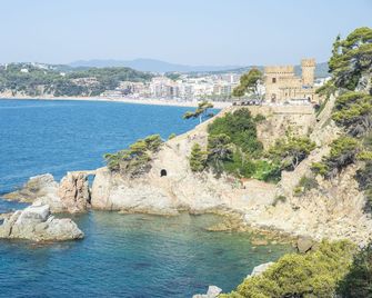 Hotel Lloret Santa Rosa by Pierre & Vacances - Lloret de Mar