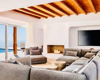 Breathtaking 5 bedroom villa with Private Pool - Agios Stefanos - Living room