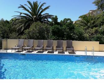 Apartments Kust - Mlini - Pool