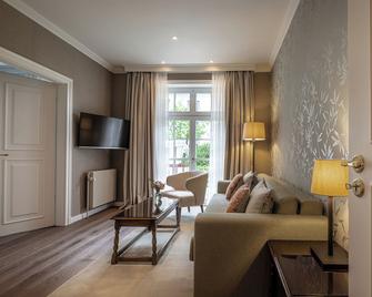 Hotel Stadt Hamburg - Sylt - Wohnzimmer