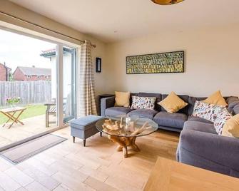 Haven House, Aldeburgh - Aldeburgh - Living room