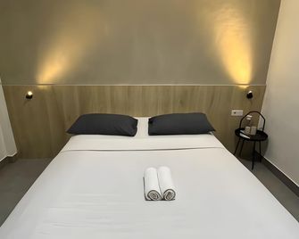 Sabrina 81 - Pekanbaru - Bedroom