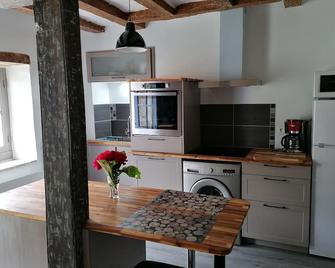 Maison ancienne - Azay-le-Ferron - Cocina